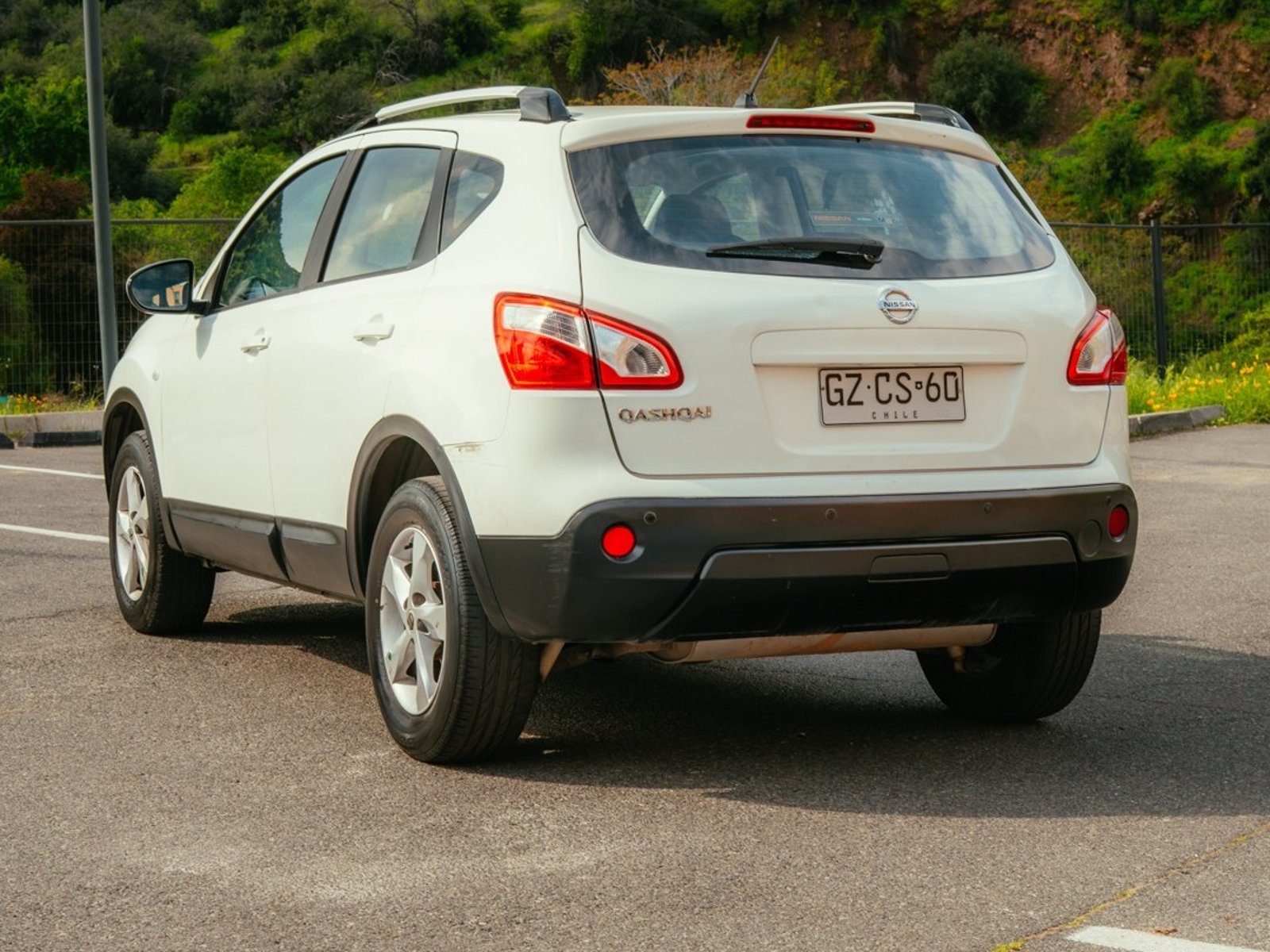 Nissan QASHQAI 1.6 4X2 MT ¡Recién Llegado! ; ;• ; ;Patente 0 ; ;• ; ;BLANCO 2015 - Foto 4 de 10