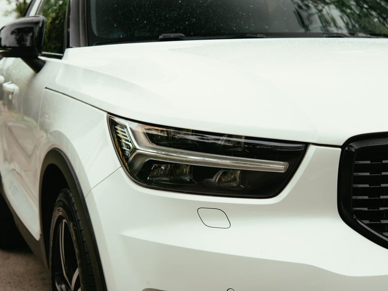 Volvo XC40 2.0 T5 R-DESIGN AWD AT ¡Recién Llegado! ; ;• ; ; ; ;• ; ;Patente 8 ; ;• ; ;BLANCO 2020 - Imagen 6 de 10