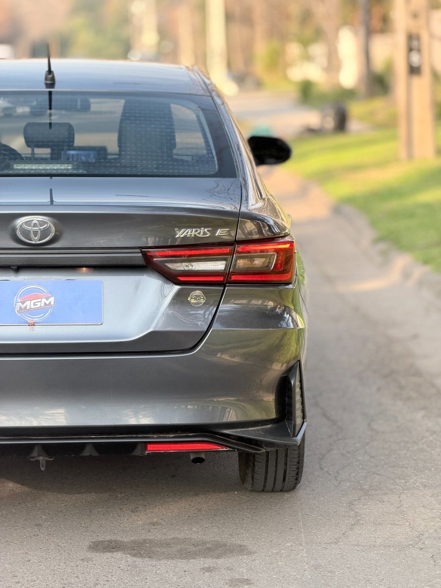 Toyota YARIS 1.5 E 2025 - Imagen 7 de 9