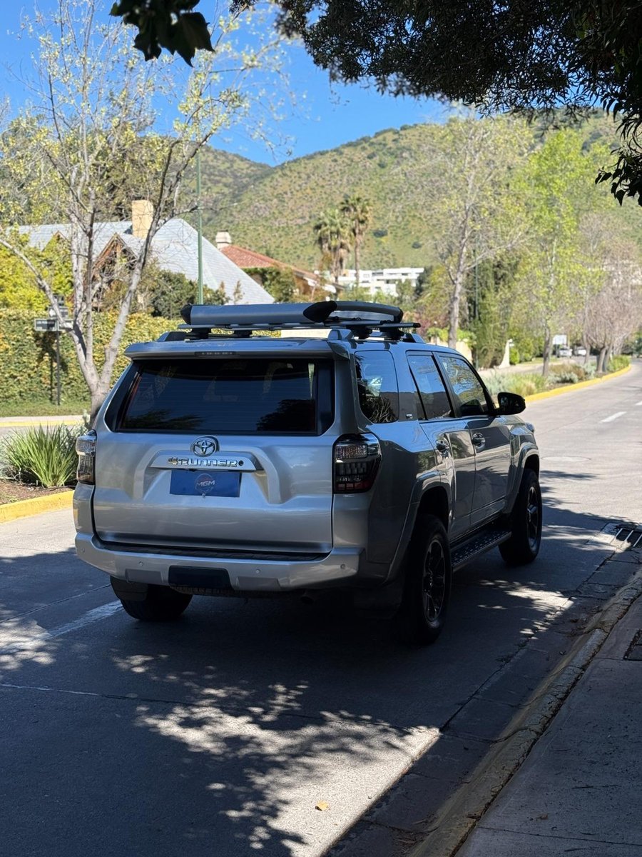 TOYOTA 4 RUNNER SR5 4WD 2018 - Imagen 8 de 10