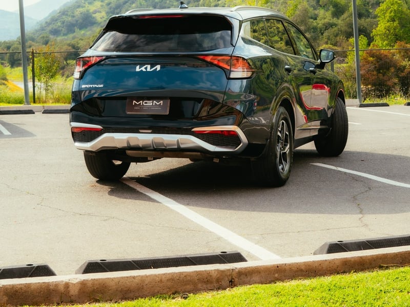 Kia SPORTAGE 2.0 EX BENC 2WD ¡Recién Llegado! ; ;• ; ; ; ;• ; ;Patente 5 ; ;• ; ;AZUL 2023 - Imagen 9 de 10
