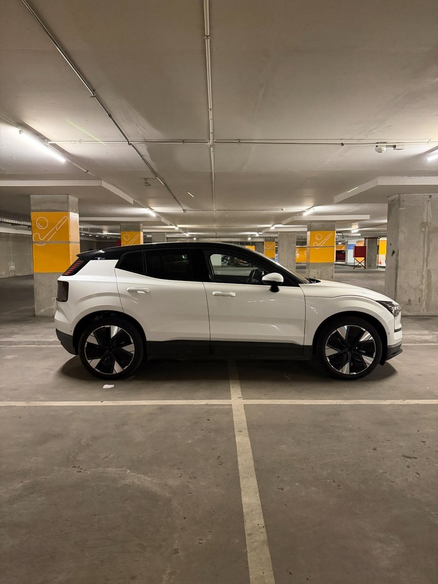 VOLVO EX30 ULTRA 2024 - Imagen 6 de 10