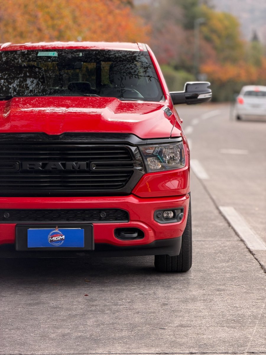 RAM 1500 Big Horn 4WD 2022 - Foto 3 de 9