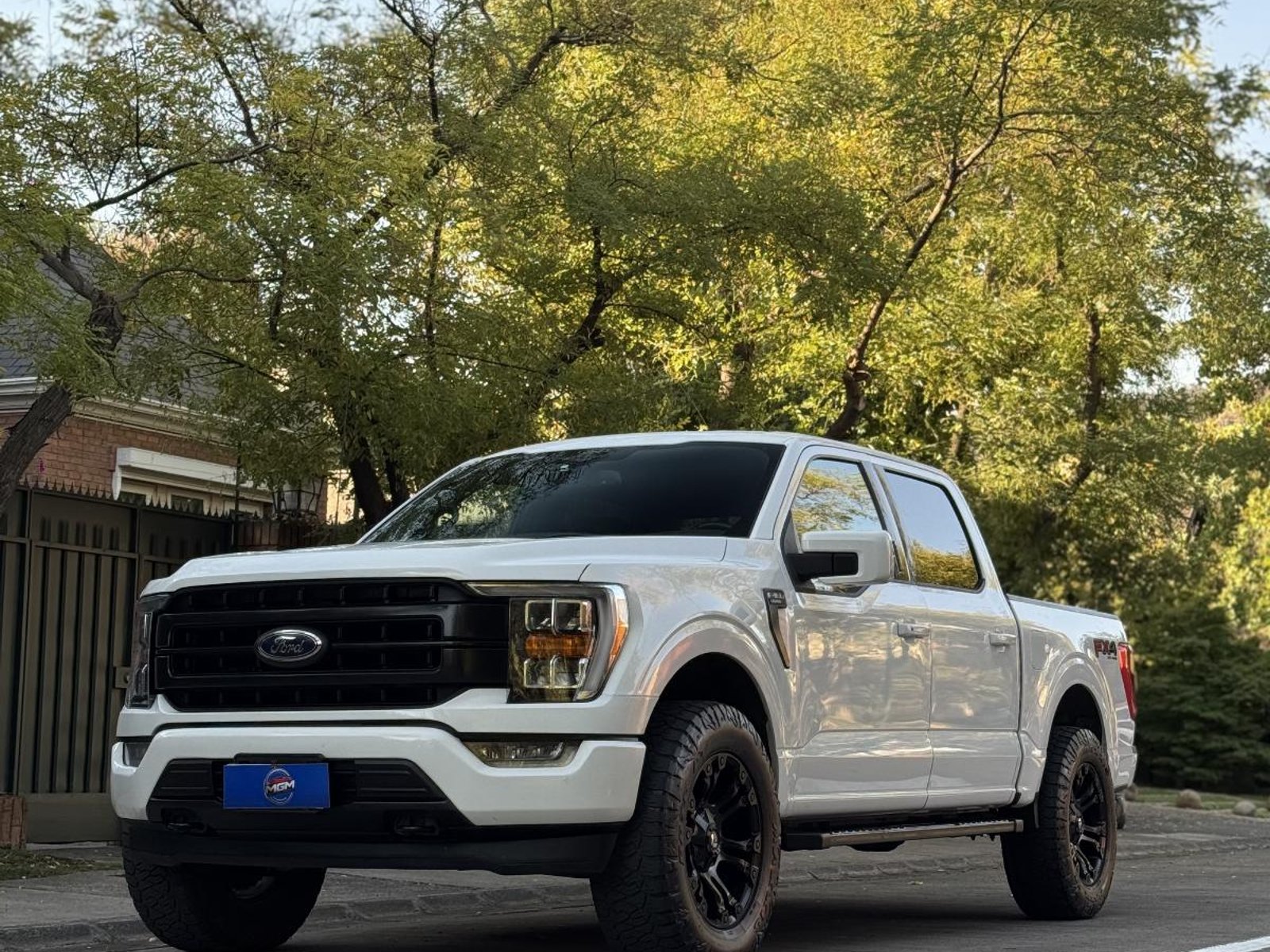 Ford F-150 LARIAT SPORT CC 4X4 5.0L ; ;• ; ;BLANCO OXFORD 2022 - Foto 2 de 10