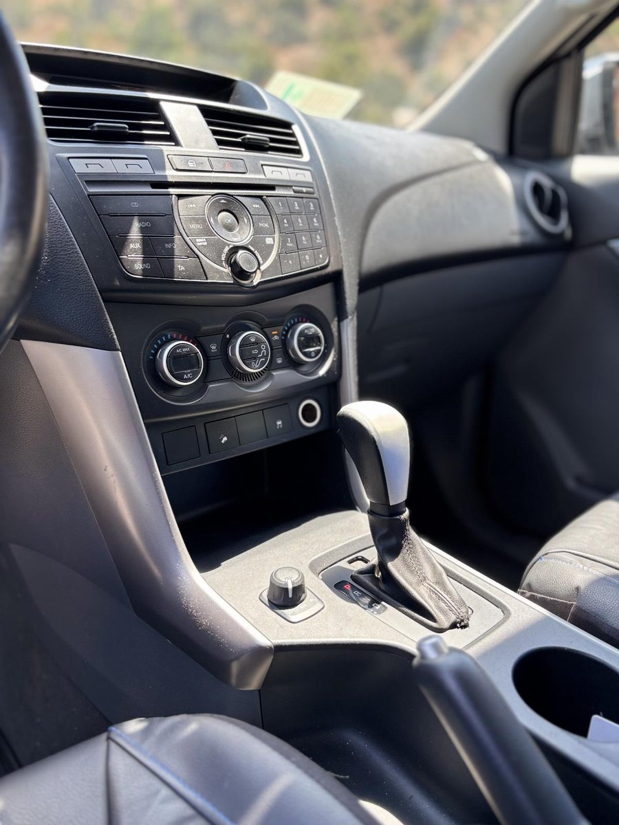 MAZDA BT-50 DCAB SDX 4X4 3. 2019 - Imagen 7 de 10