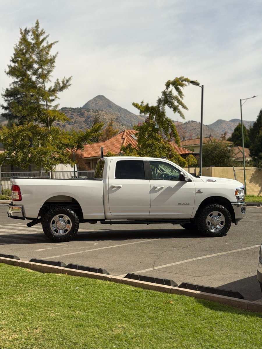 RAM 2500 BIGHORN 2021 - Imagen 5 de 9