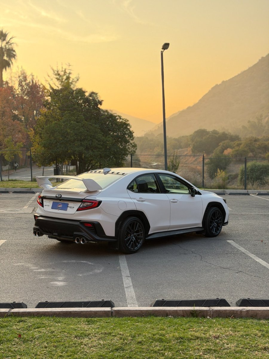 SUBARU WRX 2.4T AWD MT 2023 - Imagen 6 de 9