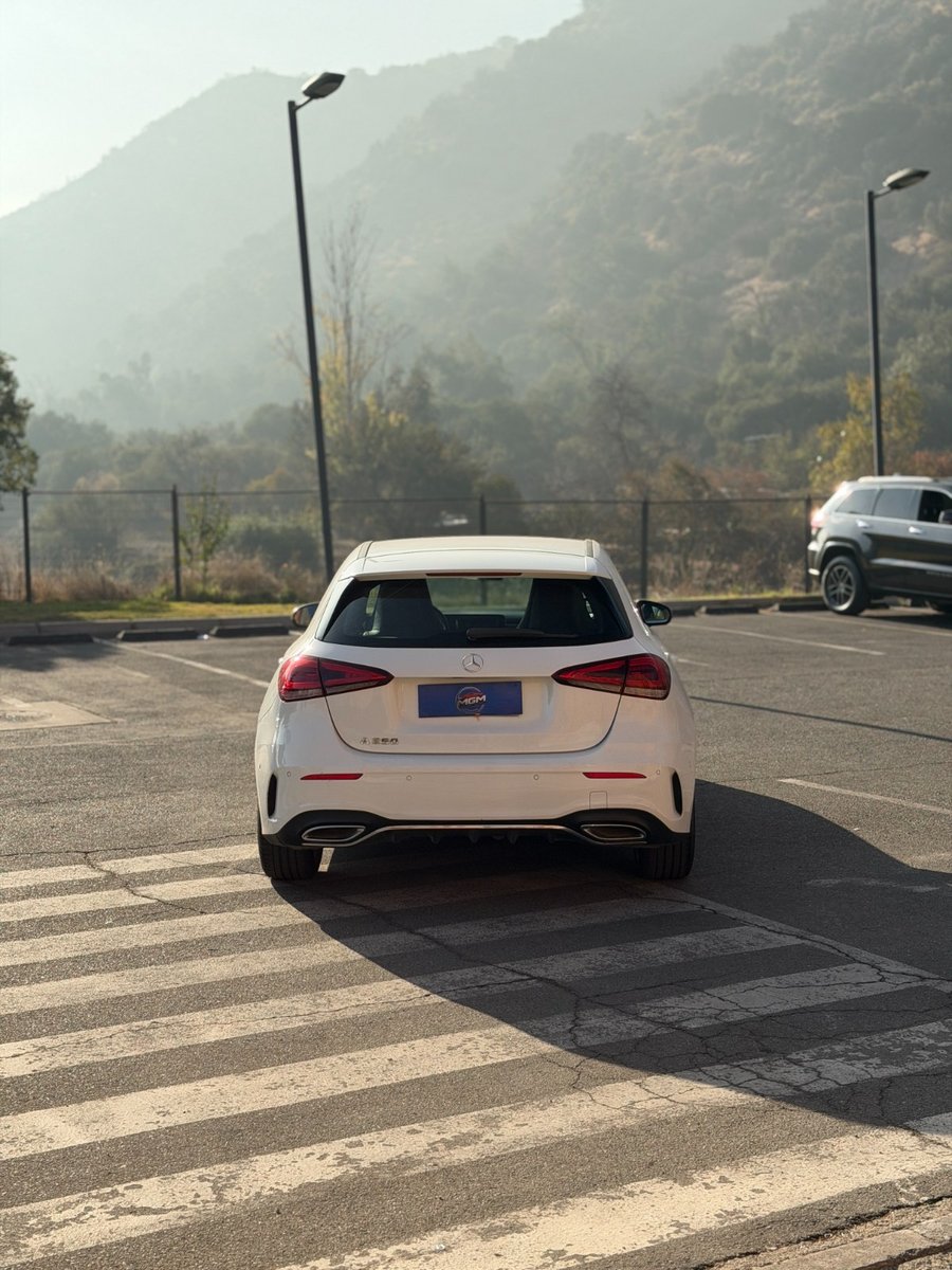 MERCEDES-BENZ A250 AMG Line 2021 - Imagen 9 de 10