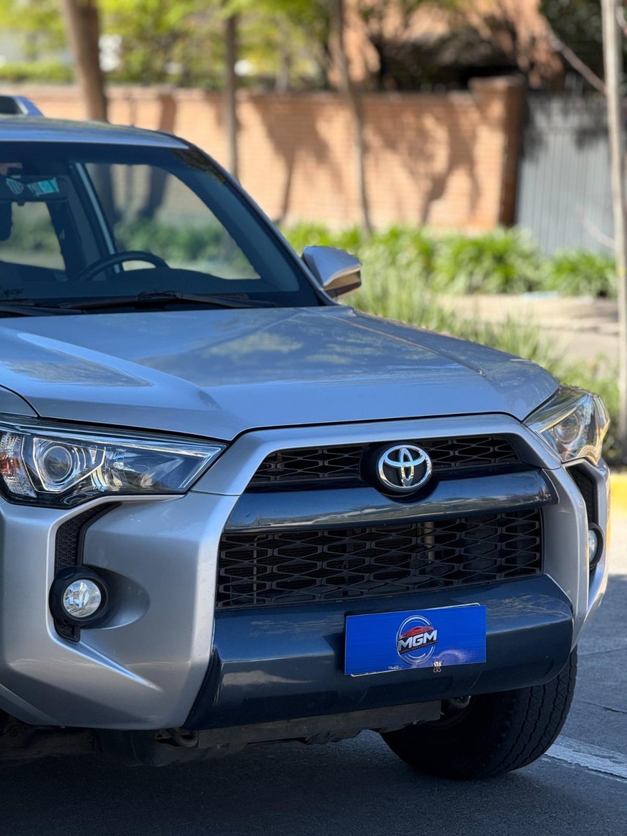 TOYOTA 4 RUNNER SR5 4WD 2018 - Imagen 10 de 10