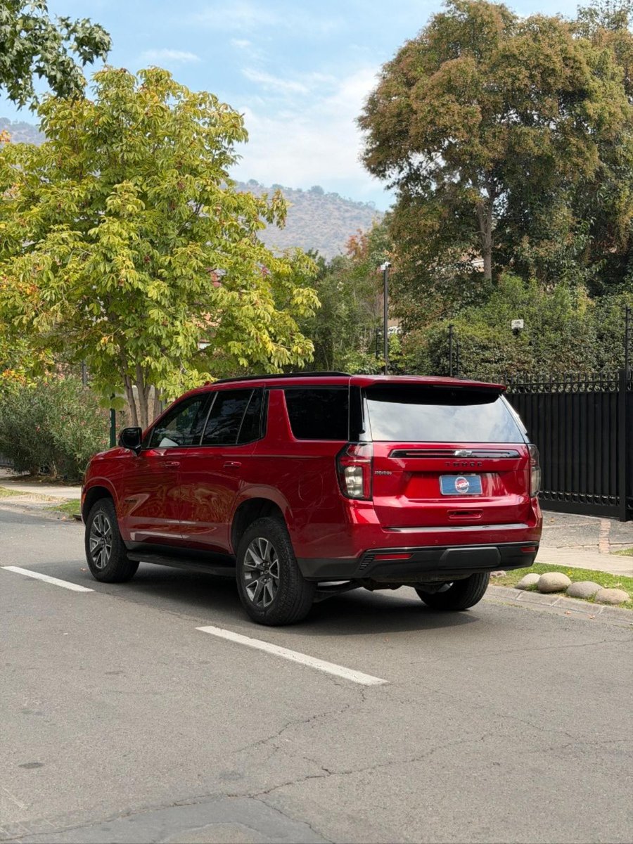 CHEVROLET TAHOE Z71 4WD 2025 - Imagen 7 de 9