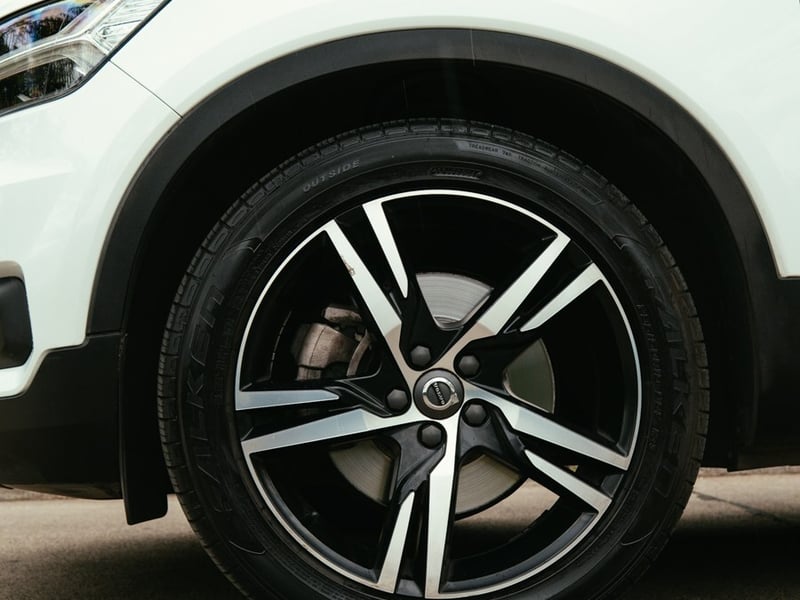 Volvo XC40 2.0 T5 R-DESIGN AWD AT ¡Recién Llegado! ; ;• ; ; ; ;• ; ;Patente 8 ; ;• ; ;BLANCO 2020 - Imagen 8 de 10