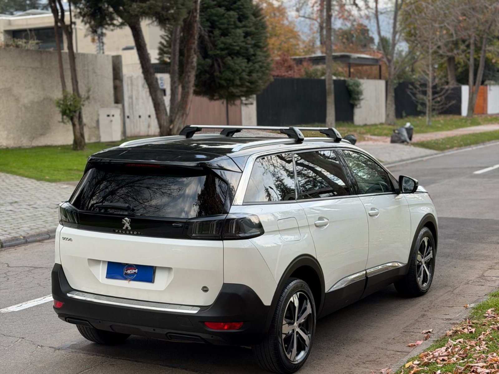 Peugeot 5008 ALLURE PACK 2022 - Foto 5 de 10