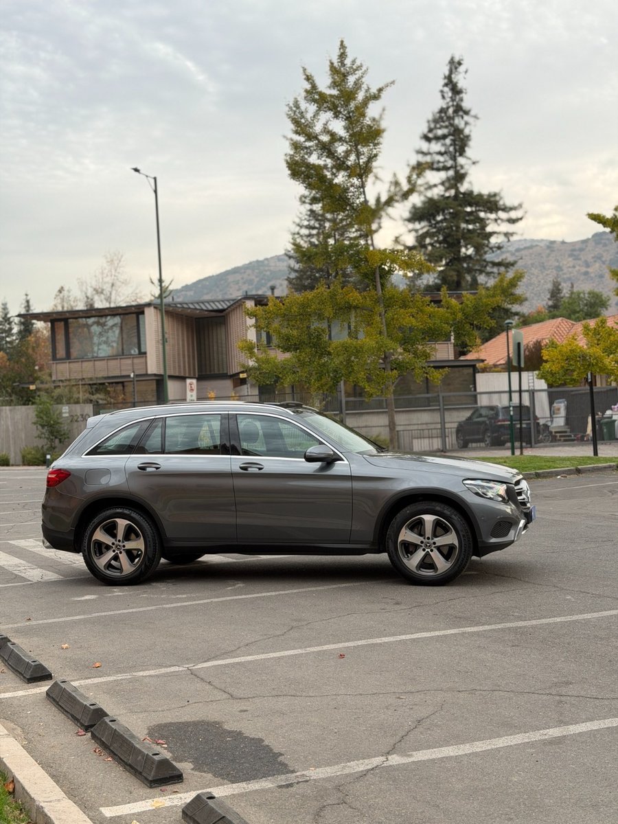 MERCEDES-BENZ GLC 300 2.0 2019 - Imagen 6 de 10