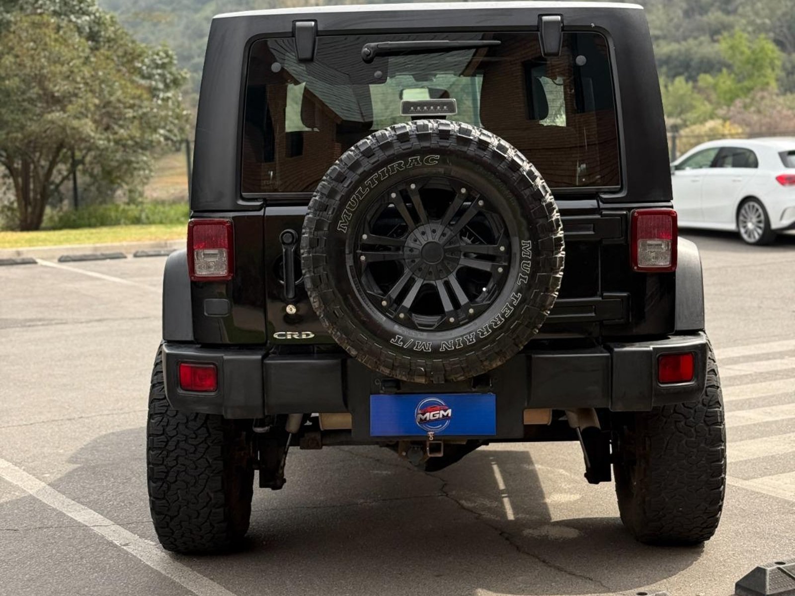 Jeep WRANGLER 2.8D SPORT AUTO 4WD ; ;• ; ; ; ;• ; ;Patente 5 ; ;• ; ;NEGRO 2013 - Foto 4 de 10