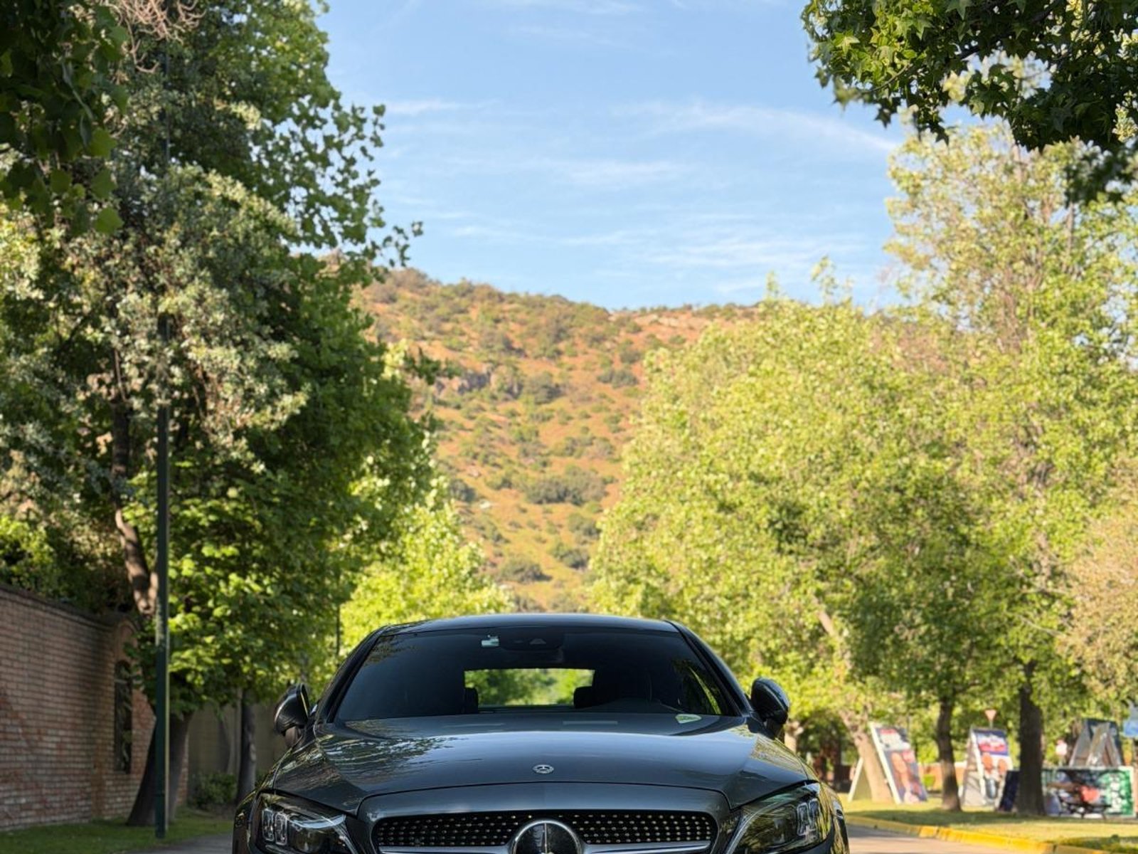 Mercedes-Benz C300 COUPE ; ;• ; ;Patente 7 ; ;• ; ;GRIS 2019 - Foto 2 de 10