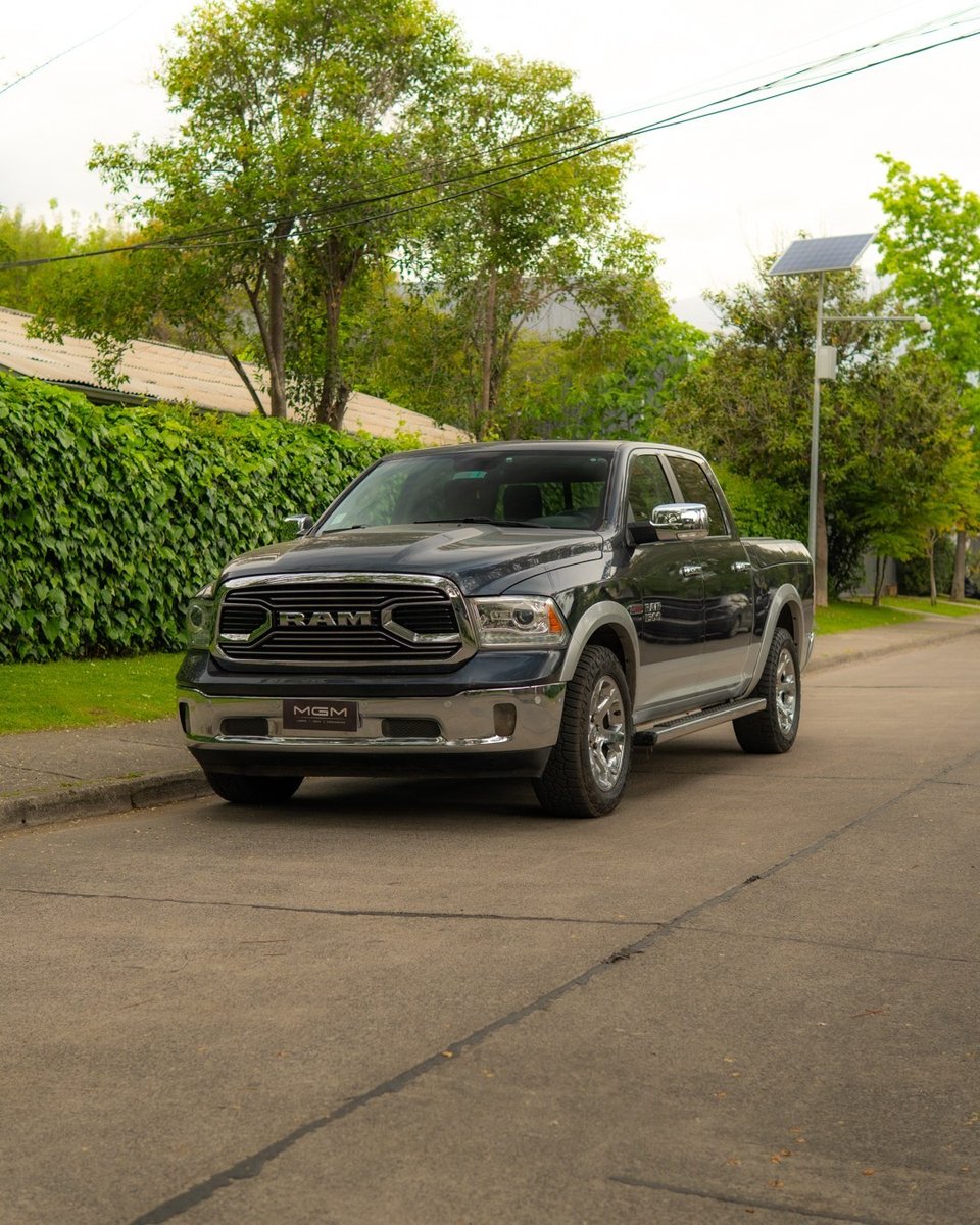 RAM 1500 LARAMIE 4X4 ¡Recién Ll… 2018