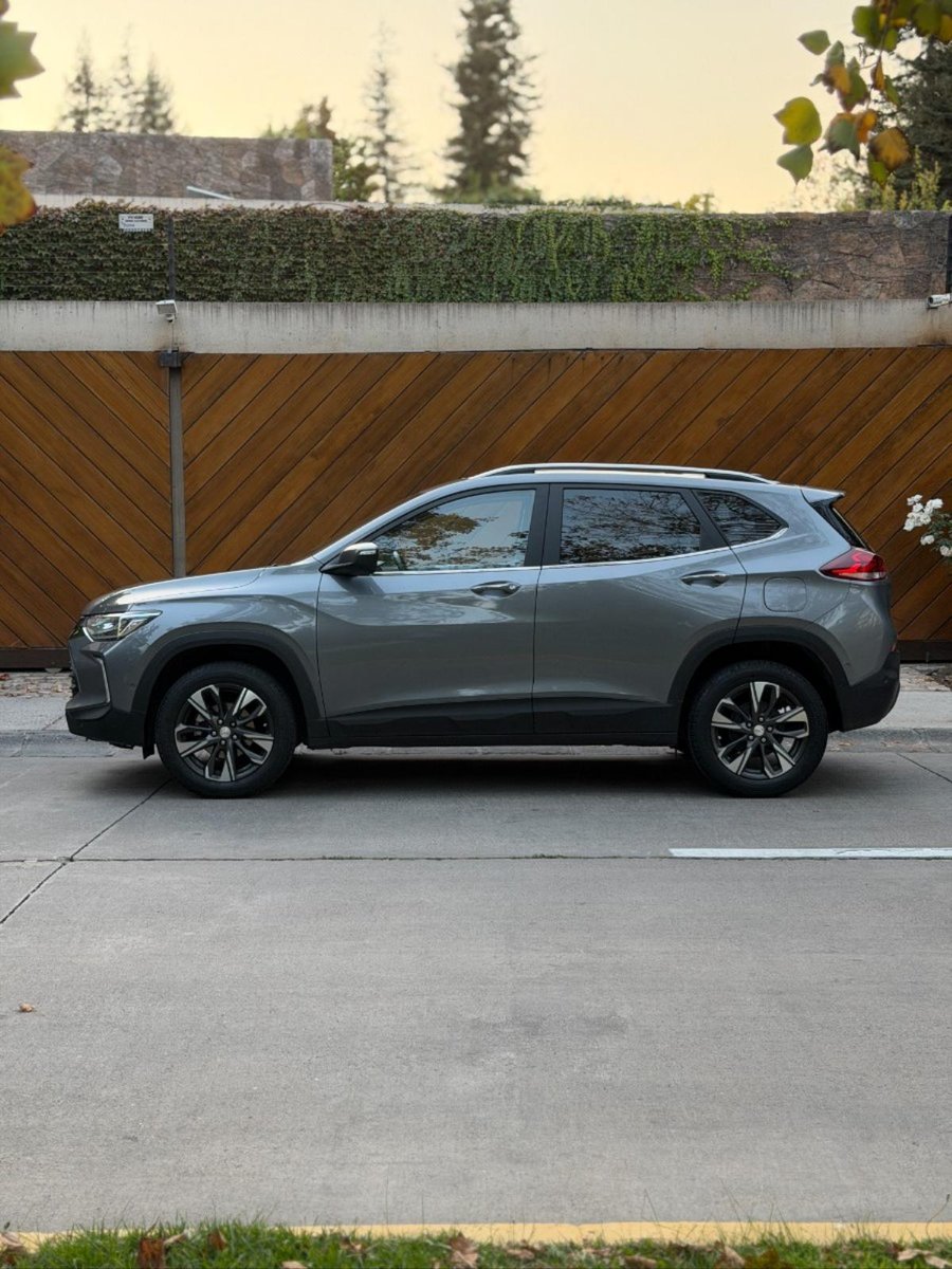 CHEVROLET TRACKER PREMIER AT 2022 - Imagen 8 de 9