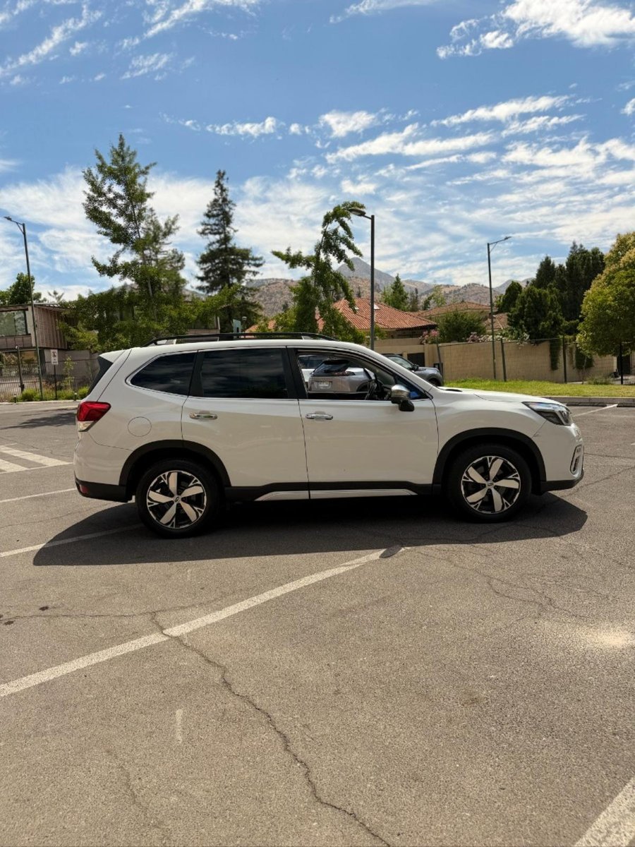 SUBARU FORESTER LIMITED 2019 - Imagen 3 de 7