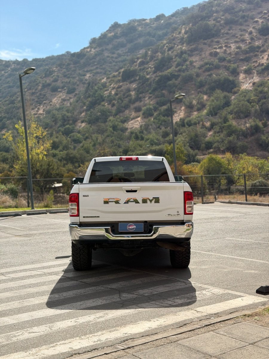 RAM 2500 BIGHORN 2021 - Imagen 6 de 9