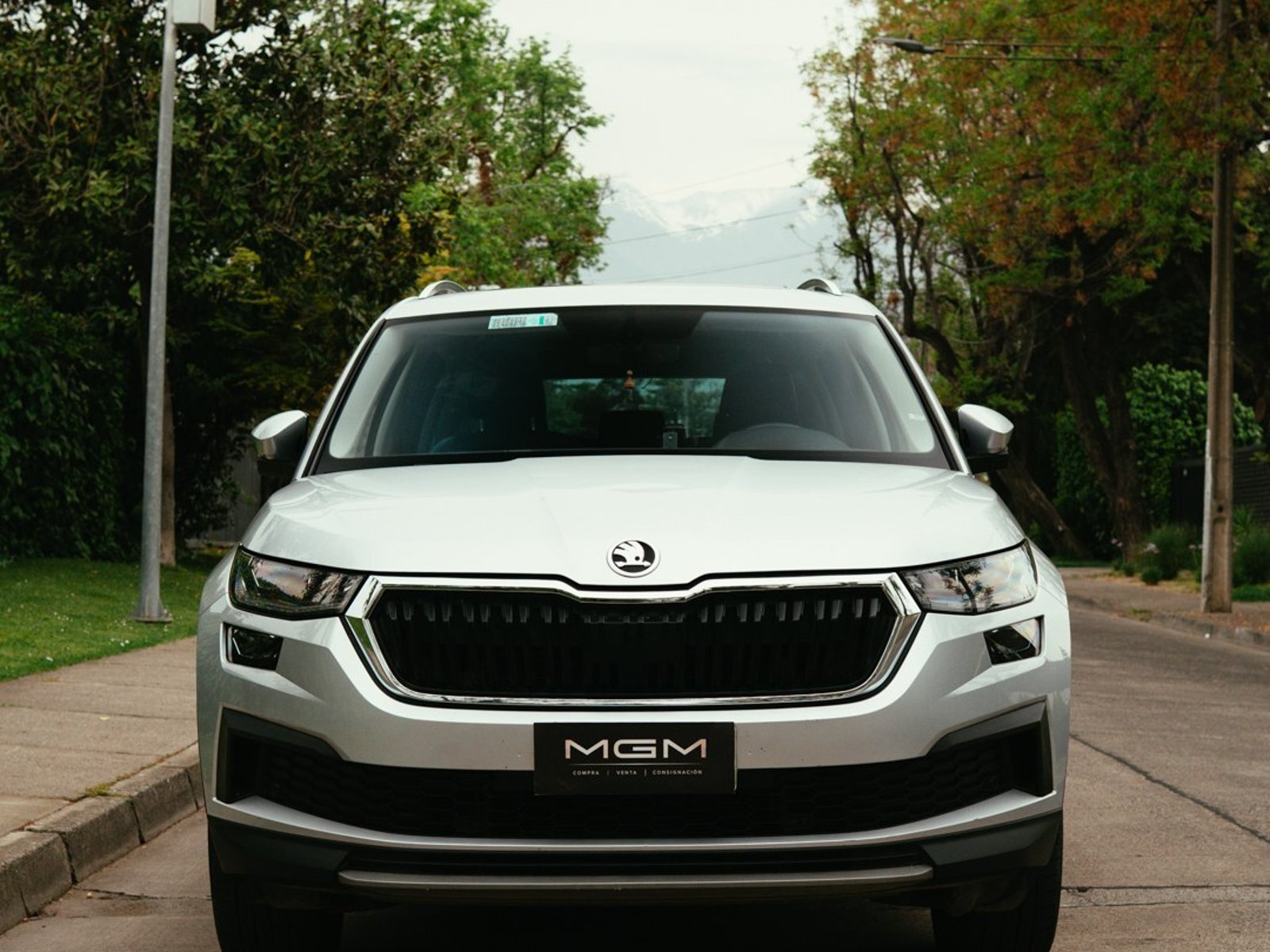 Skoda KAROQ 2.0 4X4 ¡Recién Llegado! ; ;• ; ; ; ;• ; ; ; ;• ; ;Patente 0 ; ;• ; ;PLATEADO 2022 - Foto 3 de 10