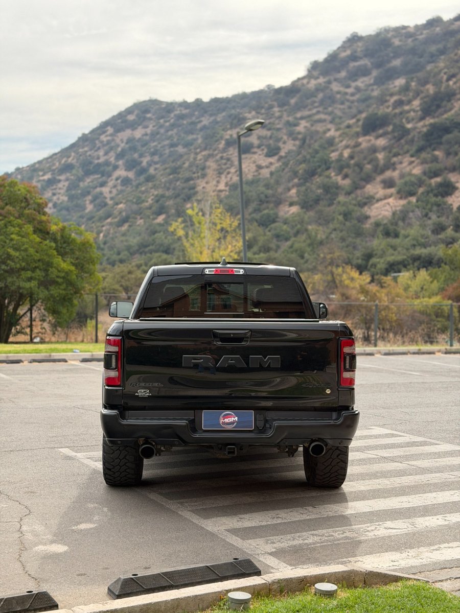 RAM 1500 REBEL 2019 - Imagen 8 de 10