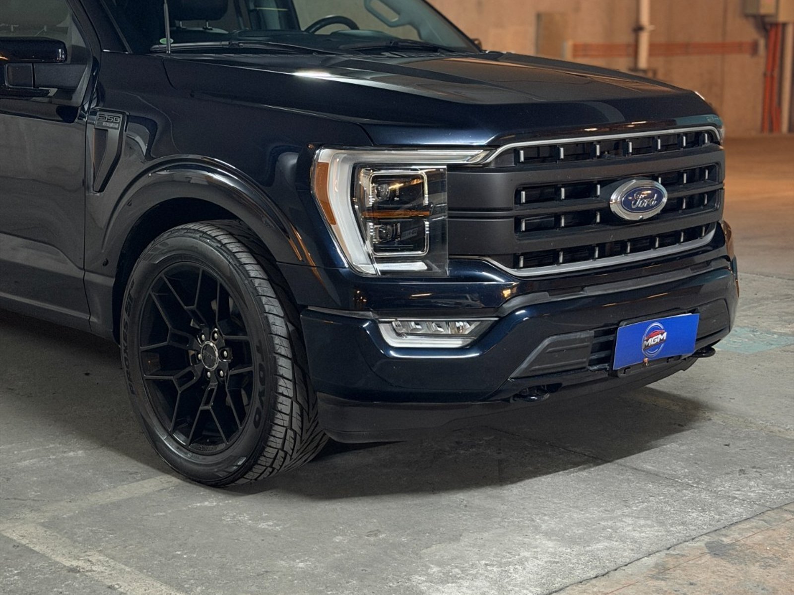 Ford F-150 LARIAT LUXURY 5.0 4x4 2022 - Foto 4 de 10