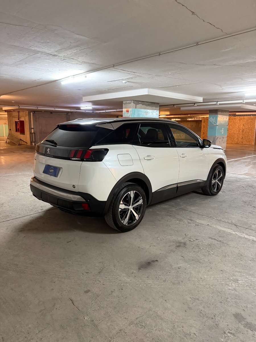 Peugeot 3008 1.5 ALLURE PACK BLUEHDI 2024 - Imagen 7 de 10