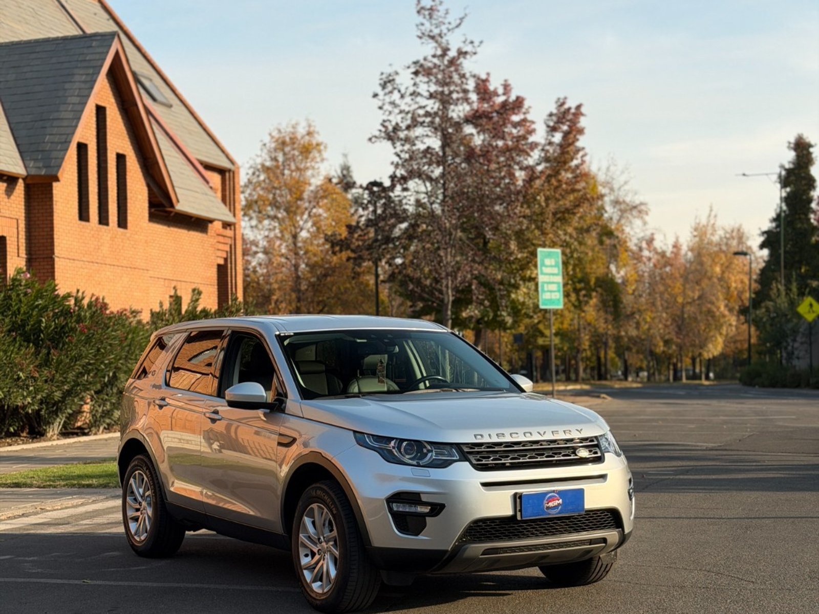 Land Rover DISCOVERY Sport 2018 - Foto 4 de 10