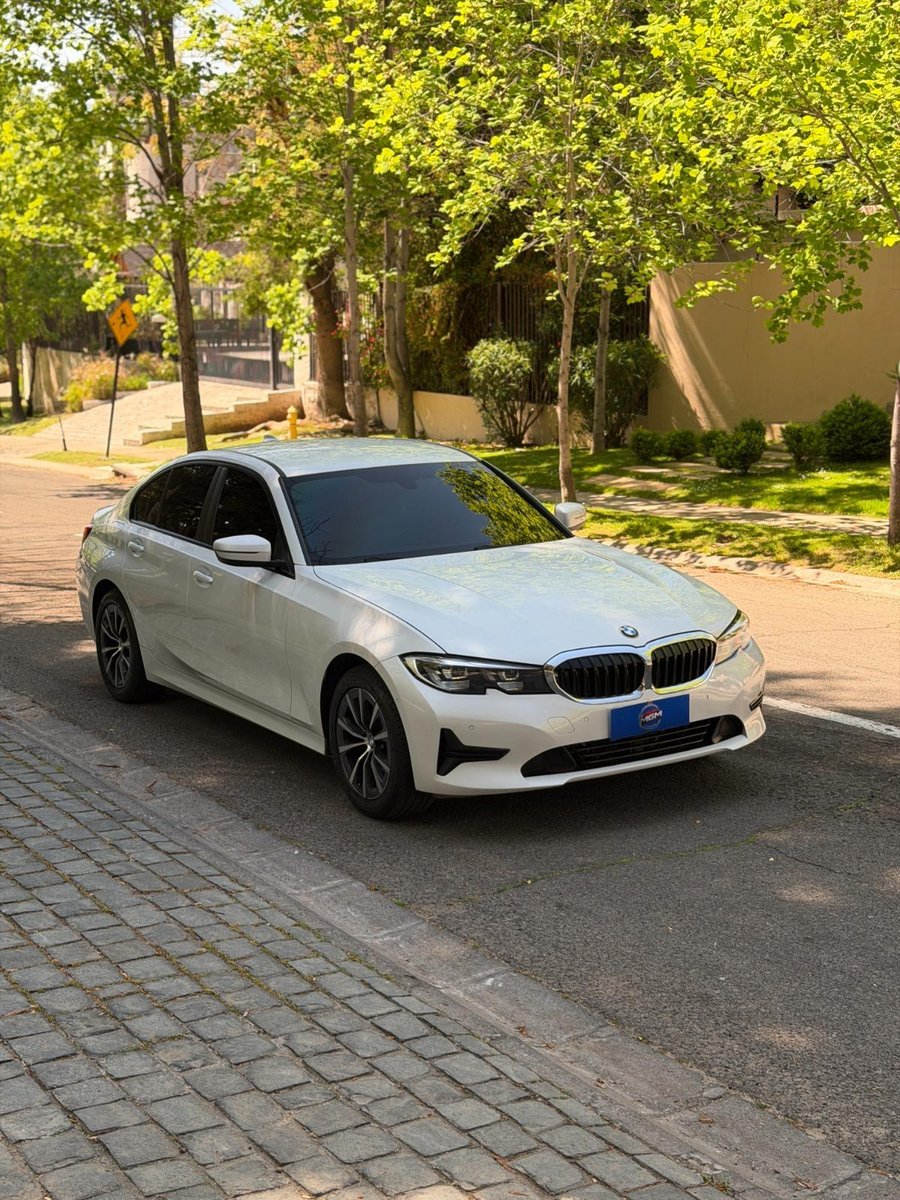 BMW 320I Urban 2021 - Imagen 5 de 9