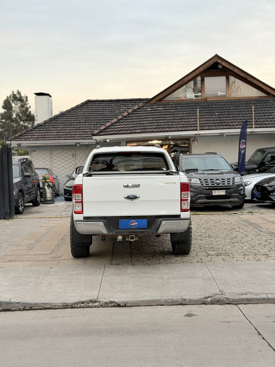 Ford RANGER Limited 4x4 2018 - Imagen 8 de 10