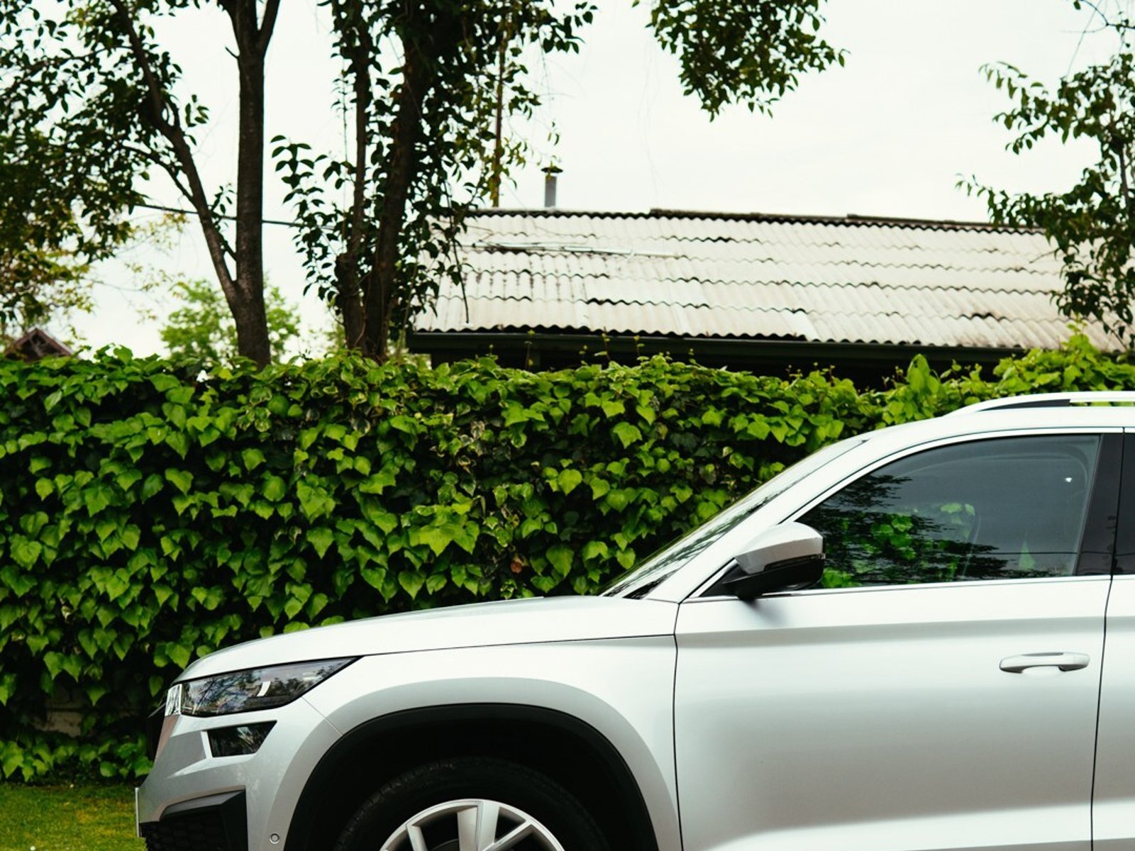Skoda KAROQ 2.0 4X4 ¡Recién Llegado! ; ;• ; ; ; ;• ; ; ; ;• ; ;Patente 0 ; ;• ; ;PLATEADO 2022 - Foto 5 de 10