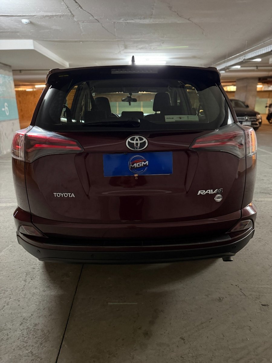 Toyota RAV 4 2.0 LUJO 4X2 CVT AT 2018 - Imagen 9 de 10