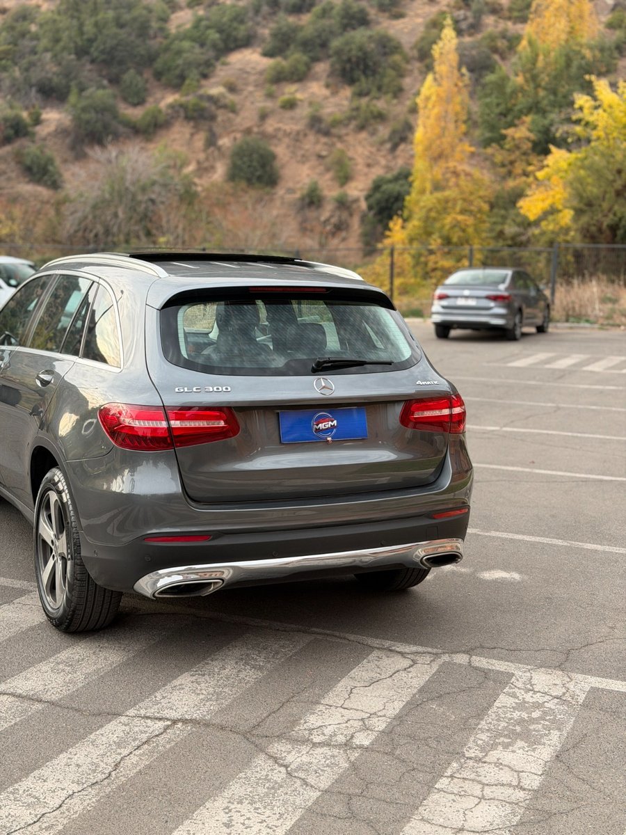 MERCEDES-BENZ GLC 300 2.0 2019 - Imagen 9 de 10