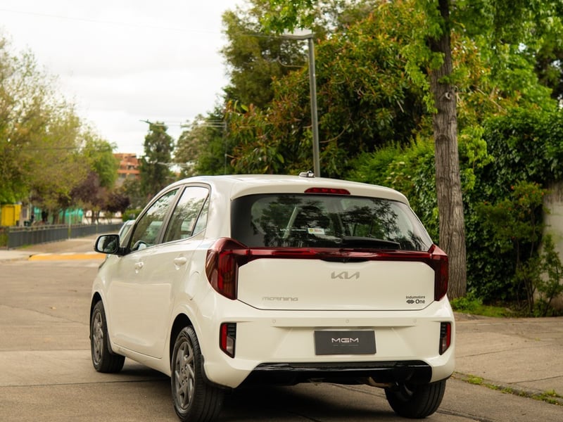 Kia MORNING EX FULL 1.2 ¡Recién Llegado! ; ;• ; ; ; ;• ; ;Patente 5 ; ;• ; ;BLANCO 2026 - Imagen 7 de 10