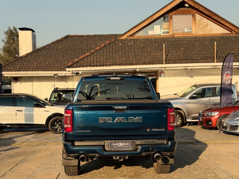 RAM 1500 LIMITED 5.7 4X4 ¡Recién Llegado! ; ;• ; ; ; ;• ; ;Patente 4 ; ;• ; ;AZUL 2023 - Imagen 9 de 10