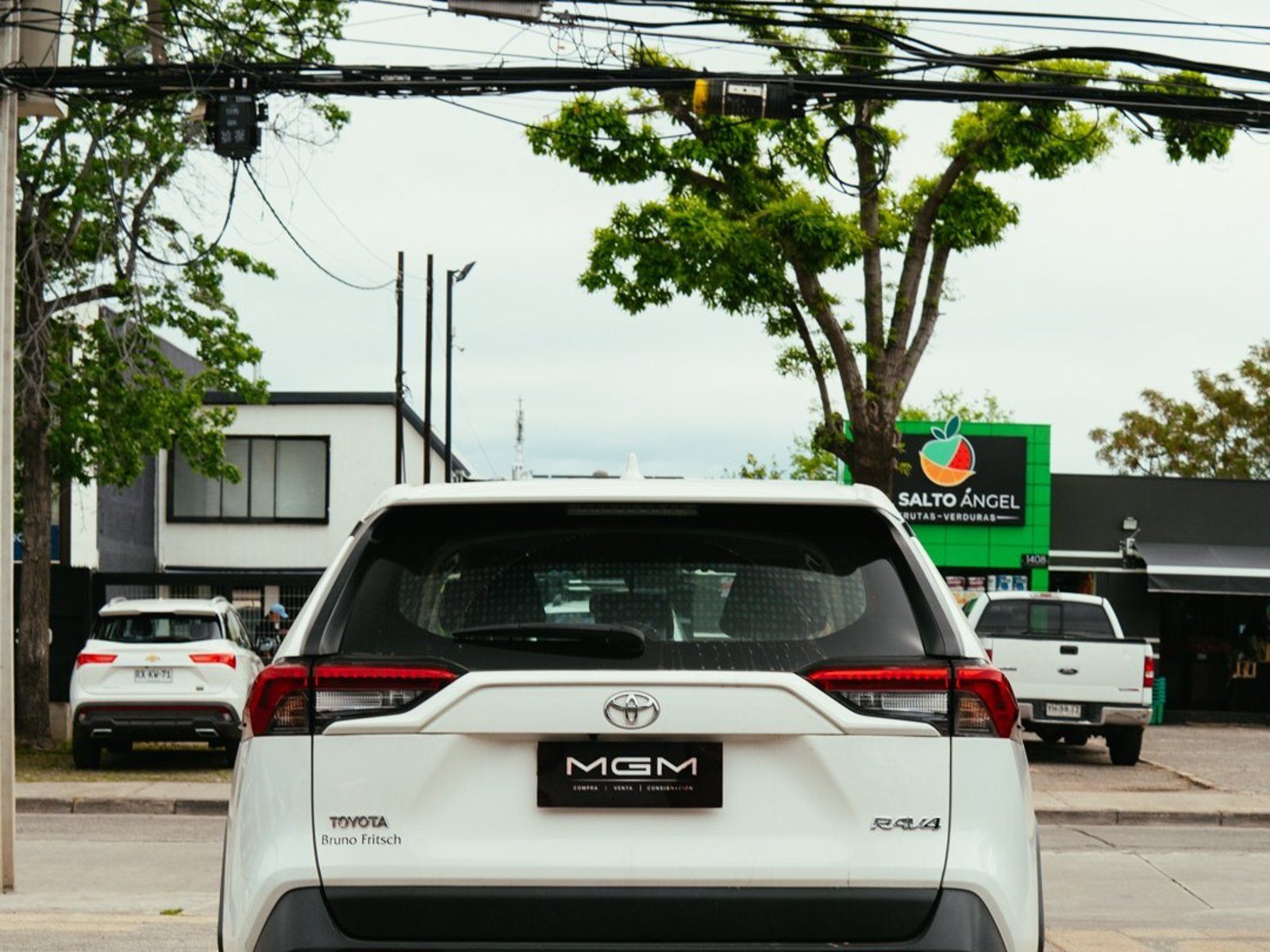 Toyota RAV 4 2.0 LE 4X2 CVT AT ¡Recién Llegado! ; ;• ; ; ; ;• ; ;Patente 5 ; ;• ; ;BLANCO 2020 - Foto 5 de 10