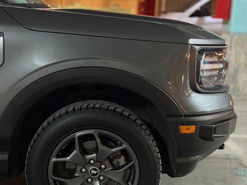 Ford BRONCO SPORT 2.0 WILDTRAK 4WD ; ;• ; ;Patente 4 ; ;• ; ;GRIS 2022 - Imagen 5 de 10