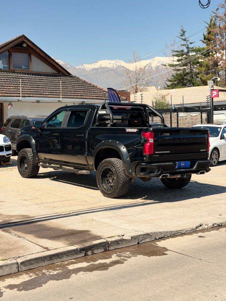 Chevrolet SILVERADO LT ¡Recién Llegado! ; ;• ; ; ; ;• ; ;Patente 3 ; ;• ; ;NEGRO 2021 - Imagen 9 de 10