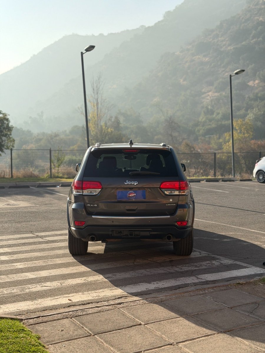 JEEP GRAND CHEROKEE Limited 4WD Auto 2018 - Imagen 8 de 10