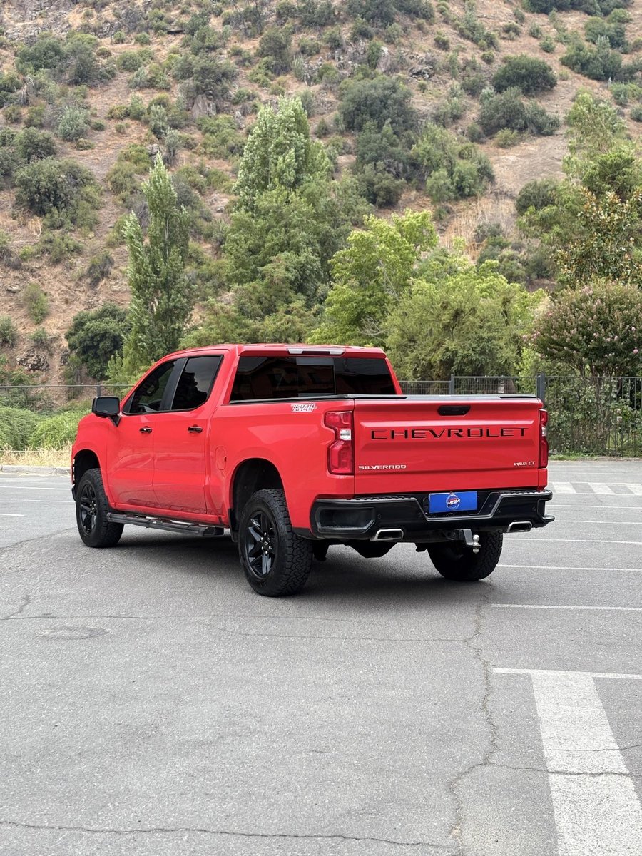 CHEVROLET SILVERADO LT TB 5.3 AUT 2021 - Imagen 3 de 8