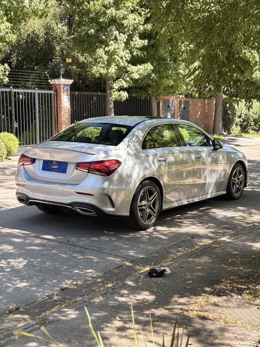 MERCEDES-BENZ A250 SEDÁN 2022 - Imagen 6 de 9