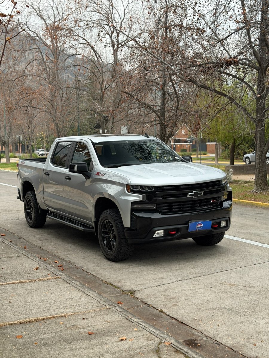 CHEVROLET SILVERADO LT Trail Boss Z71 2021 - Imagen 3 de 10