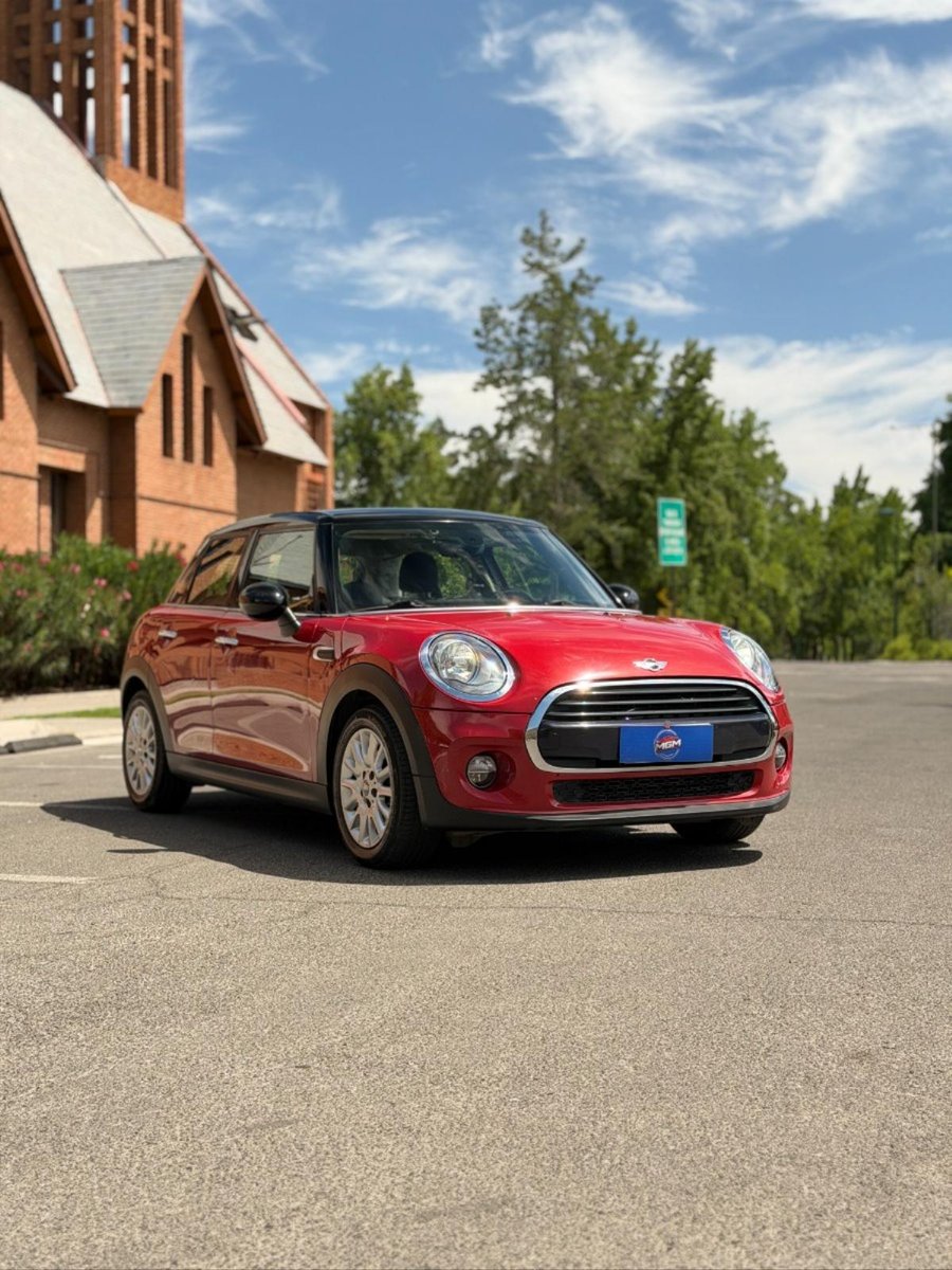 MINI COOPER F55 2016 - Imagen 8 de 10