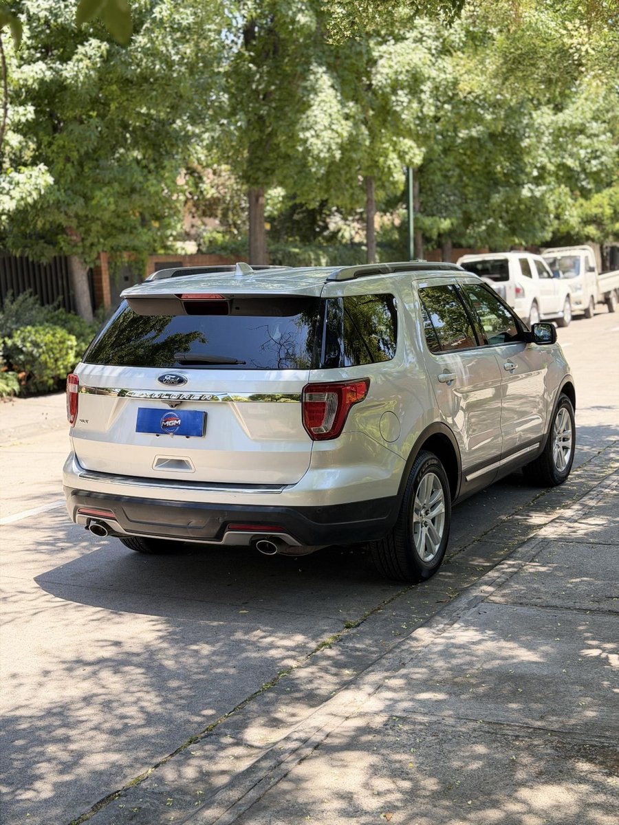 FORD EXPLORER XLT 3.5 AT 2019 - Imagen 6 de 10