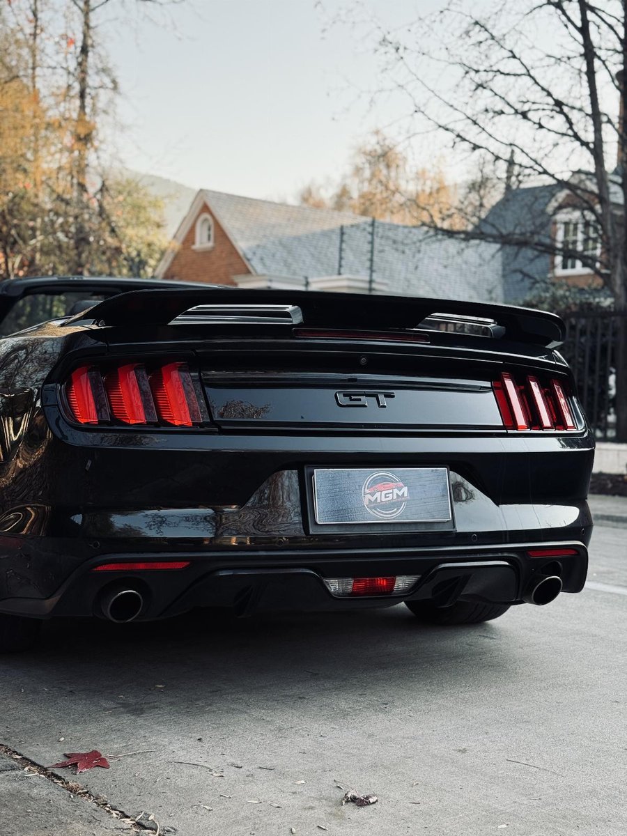 FORD MUSTANG CONVERTIBLE 5.0L AT 2017 - Imagen 3 de 9