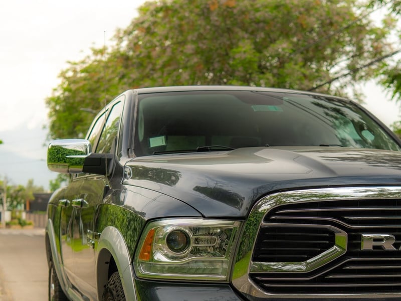 RAM 1500 LARAMIE 4X4 ¡Recién Llegado! ; ;• ; ; ; ;• ; ; ; ;• ; ;Patente 5 ; ;• ; ;NEGRO 2018 - Imagen 9 de 10