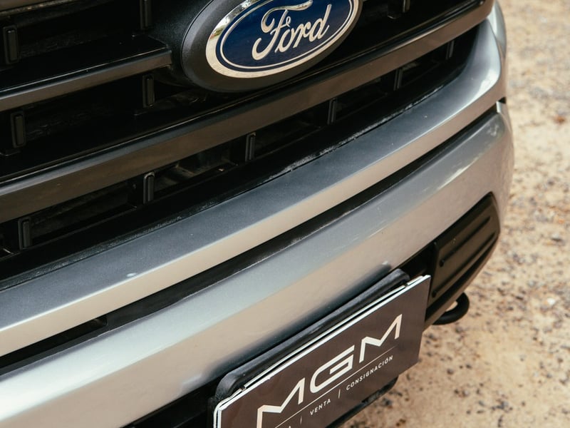 Ford F-150 LARIAT SPORT CC DOB. CAB. 4X4 ¡Recién Llegado! ; ;• ; ; ; ;• ; ;Patente 5 ; ;• ; ;PLATEADO 2022 - Imagen 6 de 9