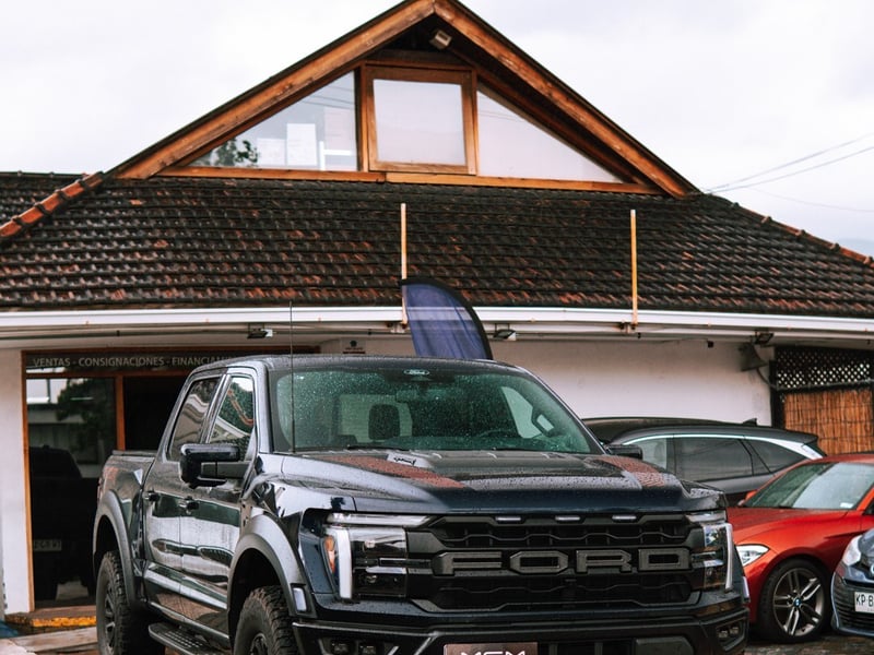 Ford F-150 RAPTOR ¡Recién Llegado! ; ;• ; ; ; ;• ; ;Patente 2 ; ;• ; ;AZUL JEANS 2025 - Imagen 3 de 10