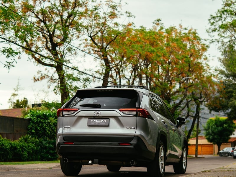 Toyota RAV 4 LE 4X2 ¡Recién Llegado! ; ;• ; ;Patente 1 ; ;• ; ;PLATEADO 2021 - Imagen 5 de 10