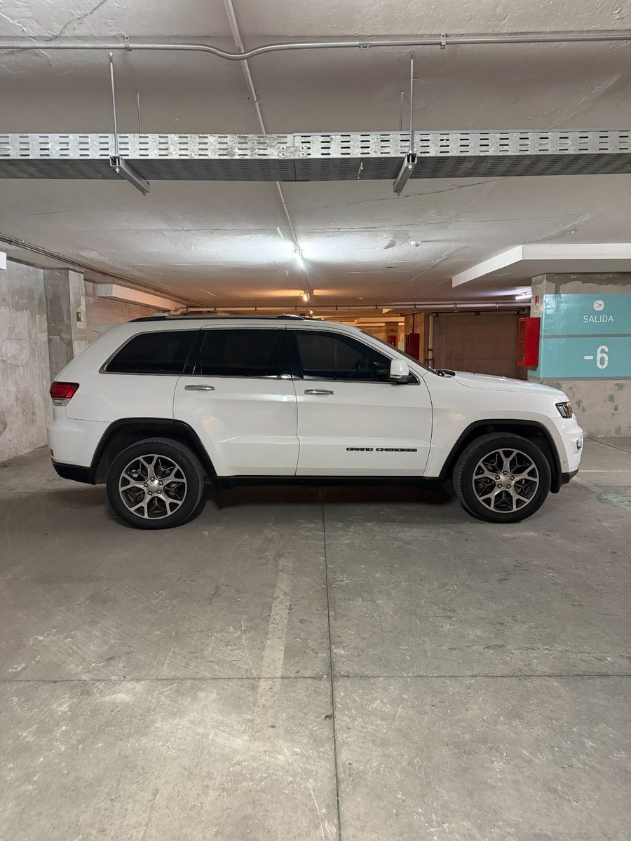 Jeep GRAND CHEROKEE 3.6 LIMITED LX 4WD 2021 - Imagen 6 de 10
